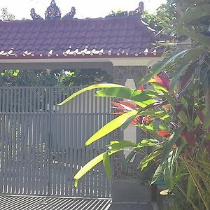 Jimbaran Home Stay Bali Pecatu Exterior photo